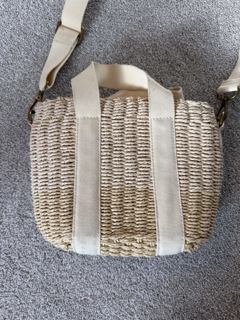 J Crew Woven Straw Crossbody Bag in Natural Cream - Picture 2 of 3